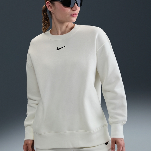 Nike Sweaters - Nike Women's Cream Crew Neck Sweater